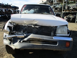 1999 TOYOTA TACOMA SR5 WHITE XTRA CAB 3.4L AT 4WD Z16490